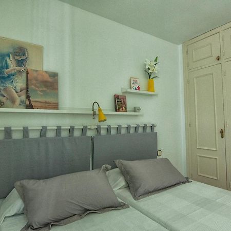 Luminoso Y Fresco Apartamento En 2ª Linea De Playa Fuengirola Ngoại thất bức ảnh