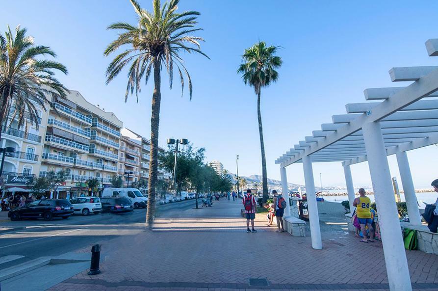 Luminoso Y Fresco Apartamento En 2ª Linea De Playa Fuengirola Ngoại thất bức ảnh