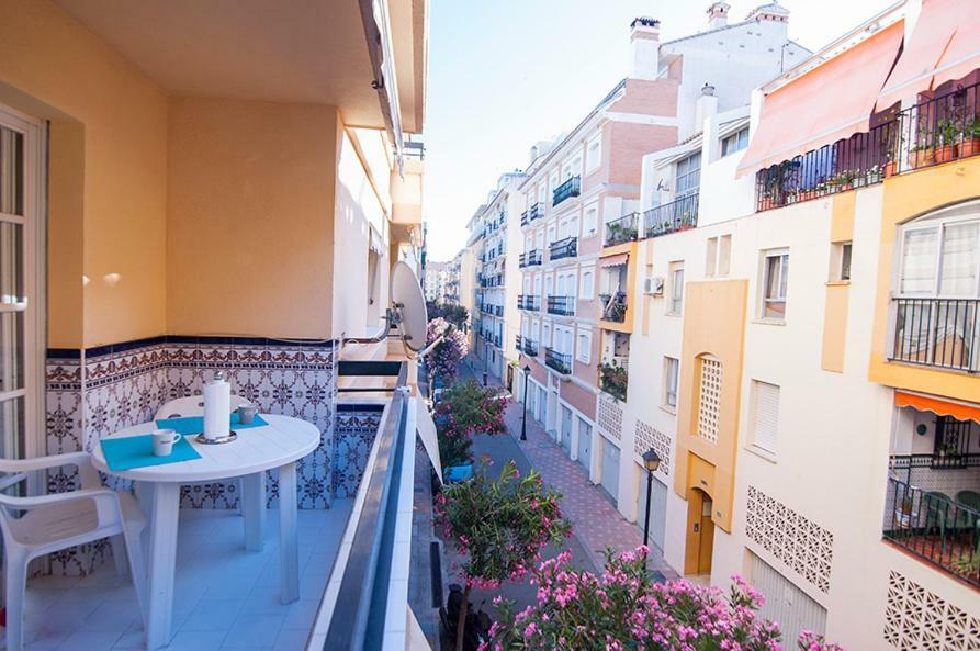 Luminoso Y Fresco Apartamento En 2ª Linea De Playa Fuengirola Ngoại thất bức ảnh