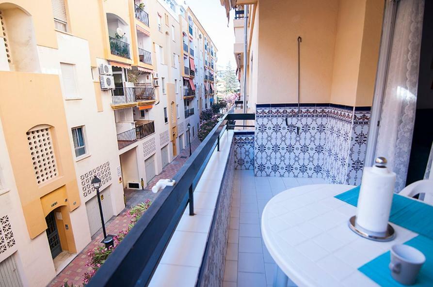 Luminoso Y Fresco Apartamento En 2ª Linea De Playa Fuengirola Ngoại thất bức ảnh